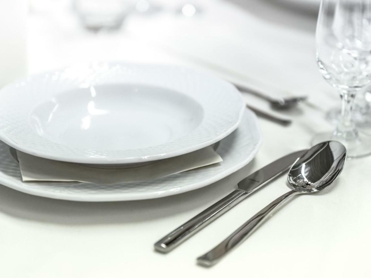 Hotel Capital O 60233 Brij Ki Rasoi Deluxe Lucknow Zewnętrze zdjęcie