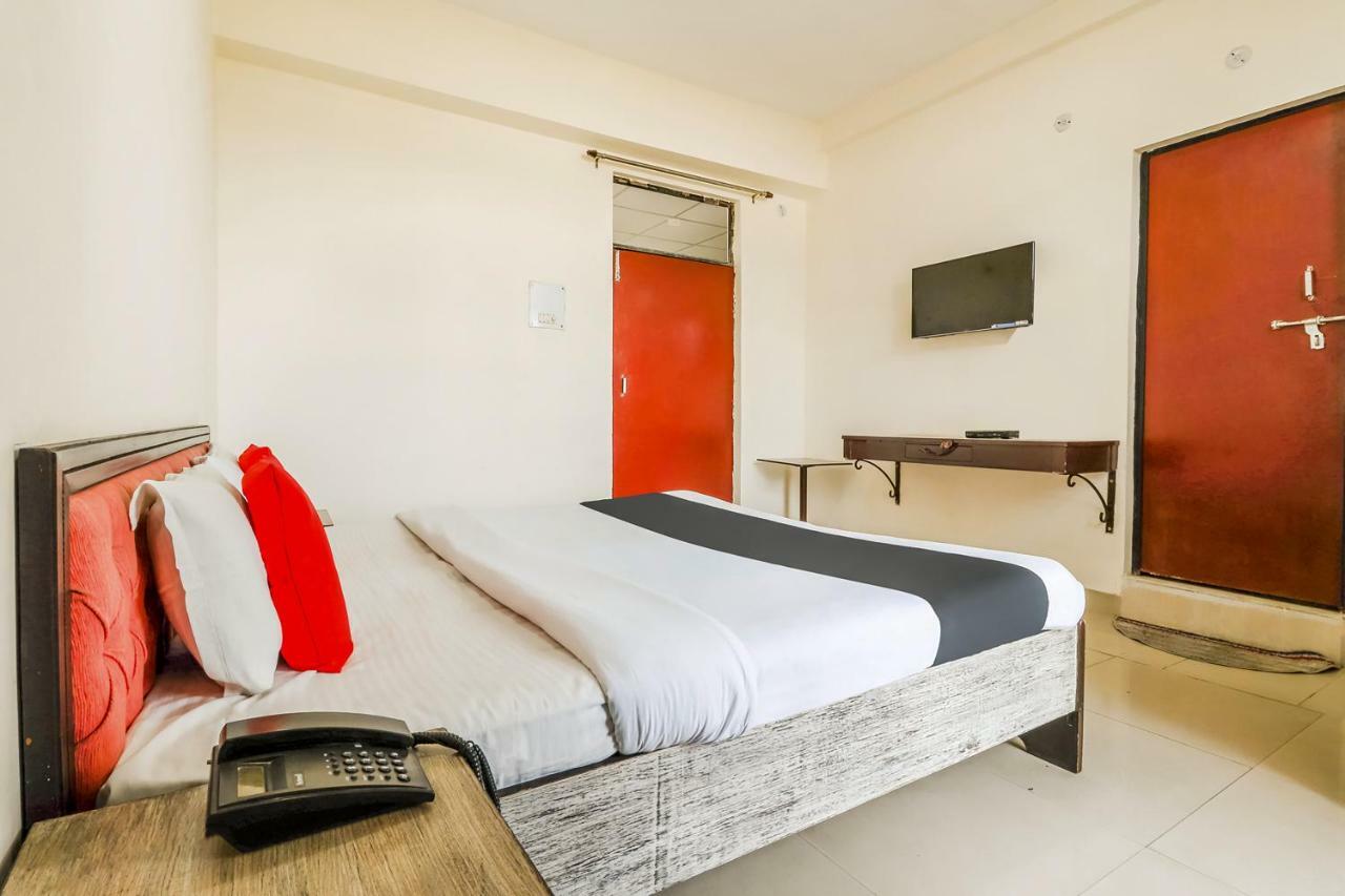 Hotel Capital O 60233 Brij Ki Rasoi Deluxe Lucknow Zewnętrze zdjęcie