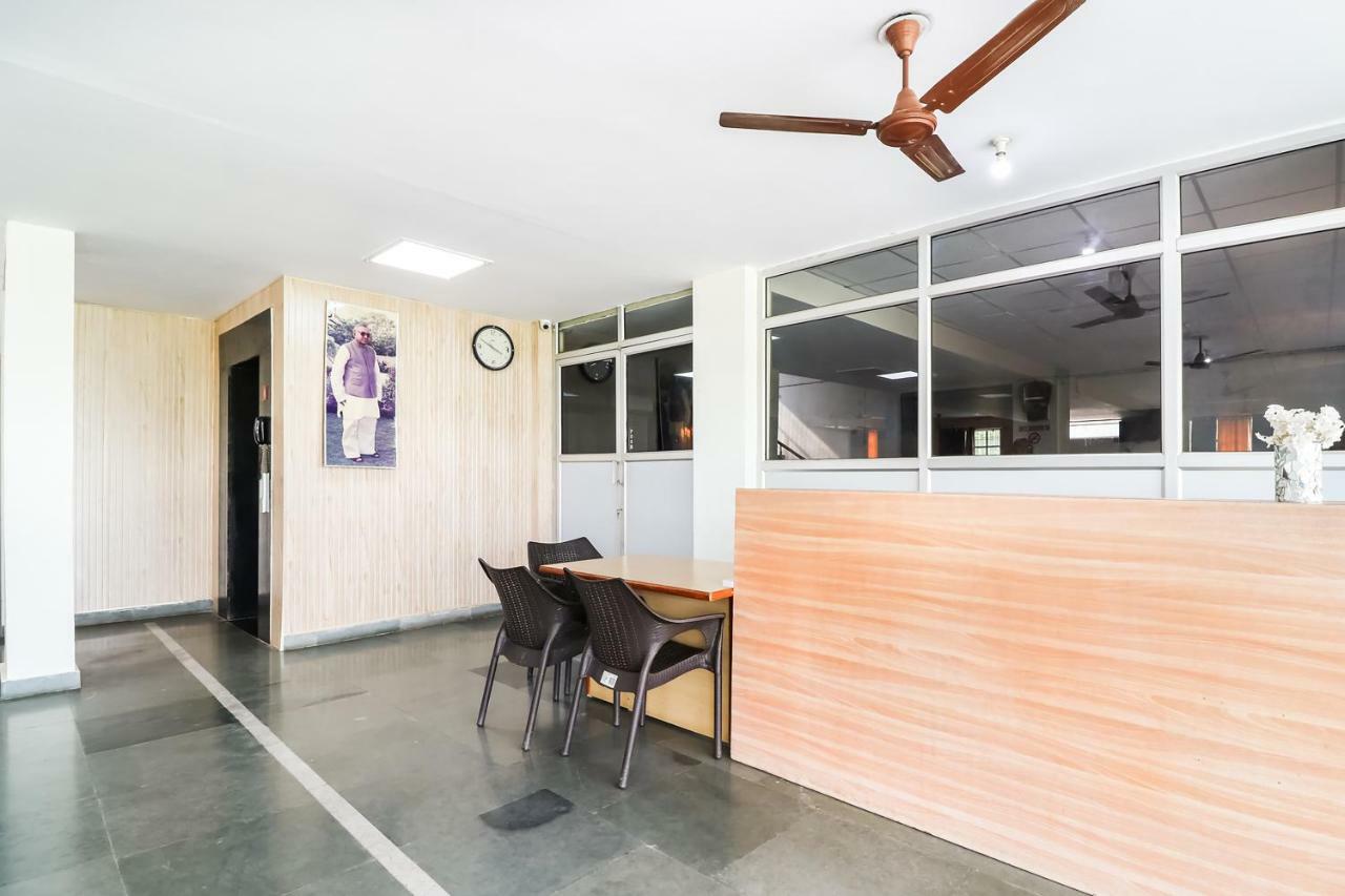 Hotel Capital O 60233 Brij Ki Rasoi Deluxe Lucknow Zewnętrze zdjęcie