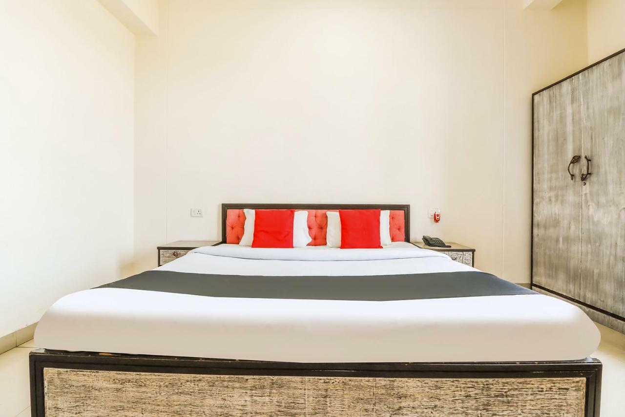 Hotel Capital O 60233 Brij Ki Rasoi Deluxe Lucknow Zewnętrze zdjęcie